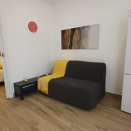 M2 Loft Privado Para 4 Personas Madrid Exterior photo